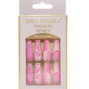 DAILY MYSERY PINK GHOST 40PC PRESS ON NAILS